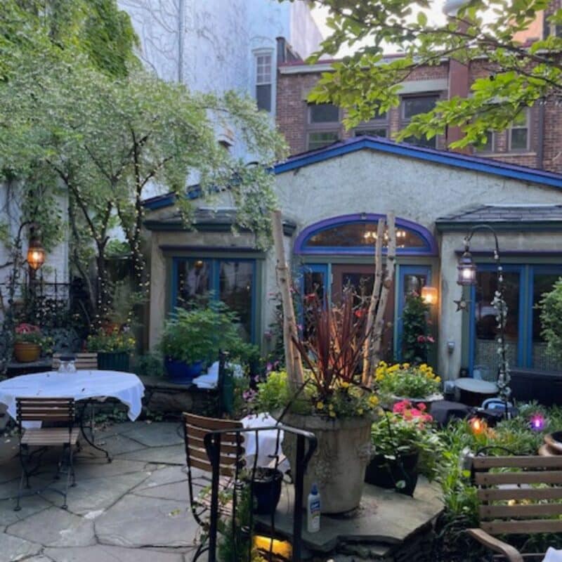 Matisse outdoor dining