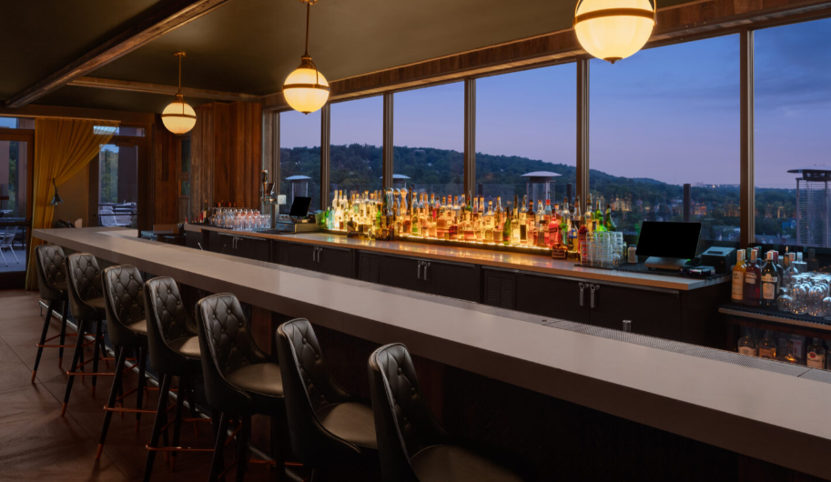 FIFA + Love Island Watch Parties at The Splendid Rooftop