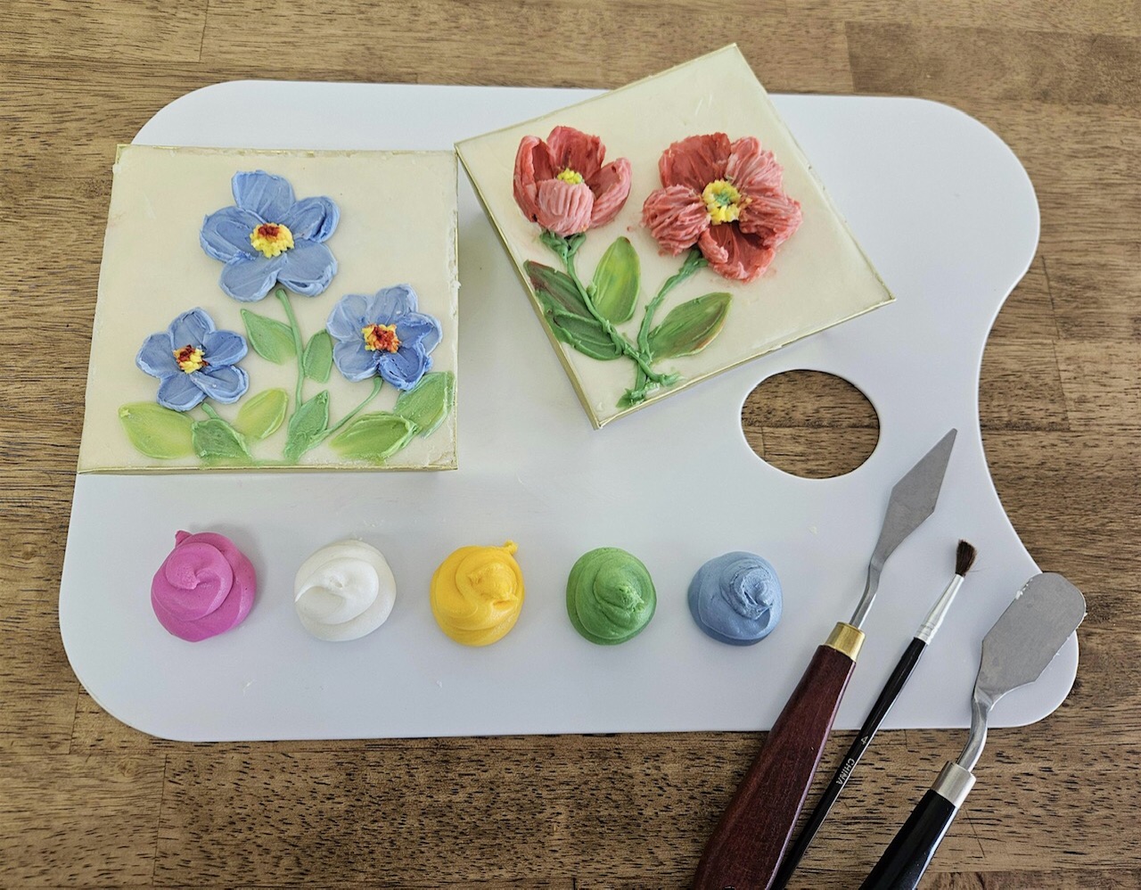 Palette Knife Mini Floral Mini-Cake Decorating Class