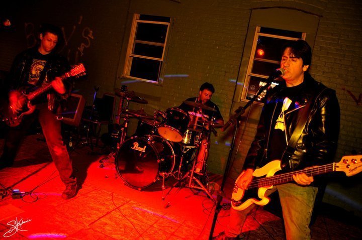 The Accelerators live at Montclair Brewery