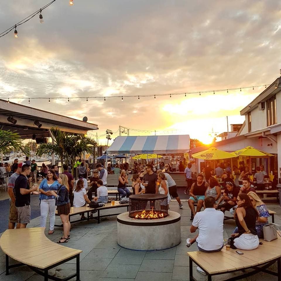 Rose + Key Club: Ladies Happy Hour at Surf City