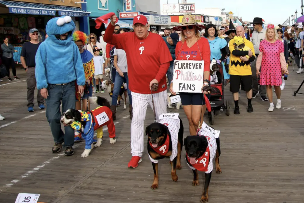 HSOC “Howl-O-Ween” Parade