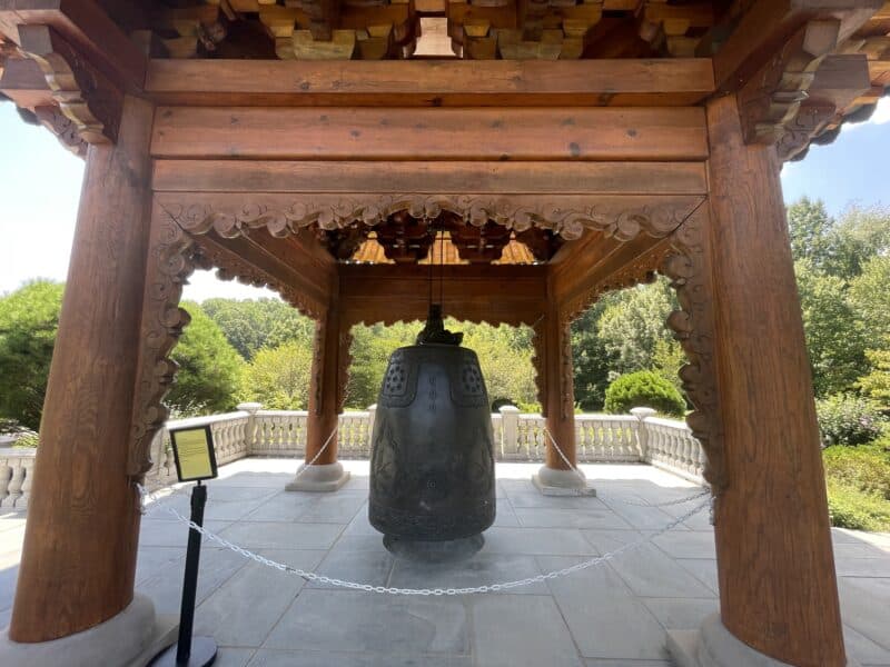 the korean bell garden at meadowlark gardens 