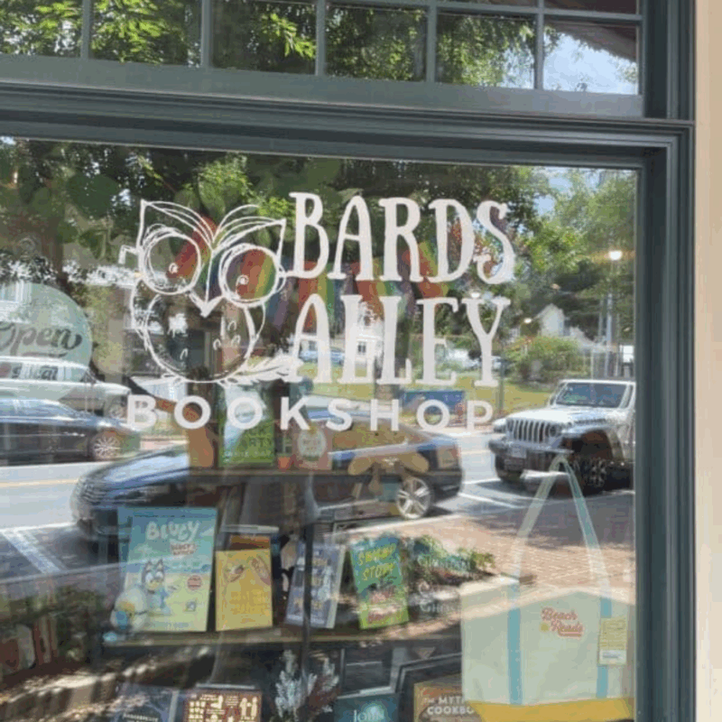 the exterior of bard's alley book store in vienna va