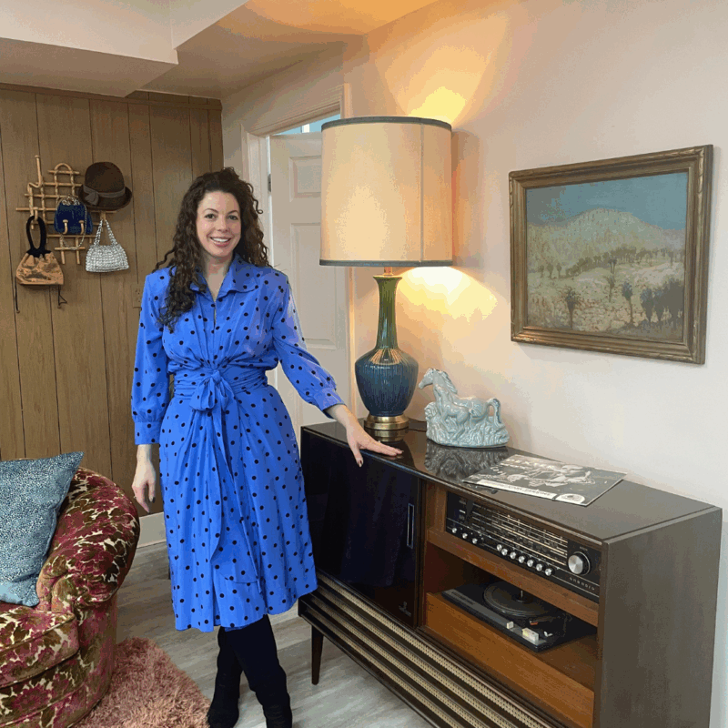 Jessica of Coco Cameo + the record player