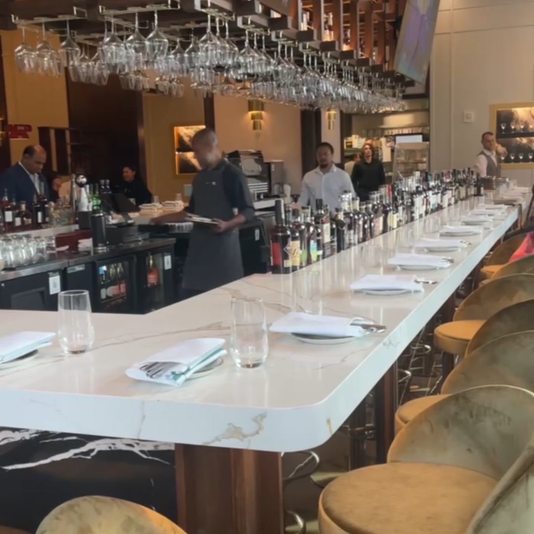 clarity reston bar