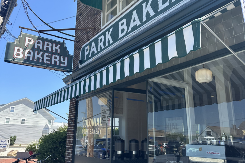 colonial park bakery