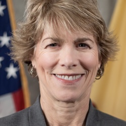 Lisa Swain